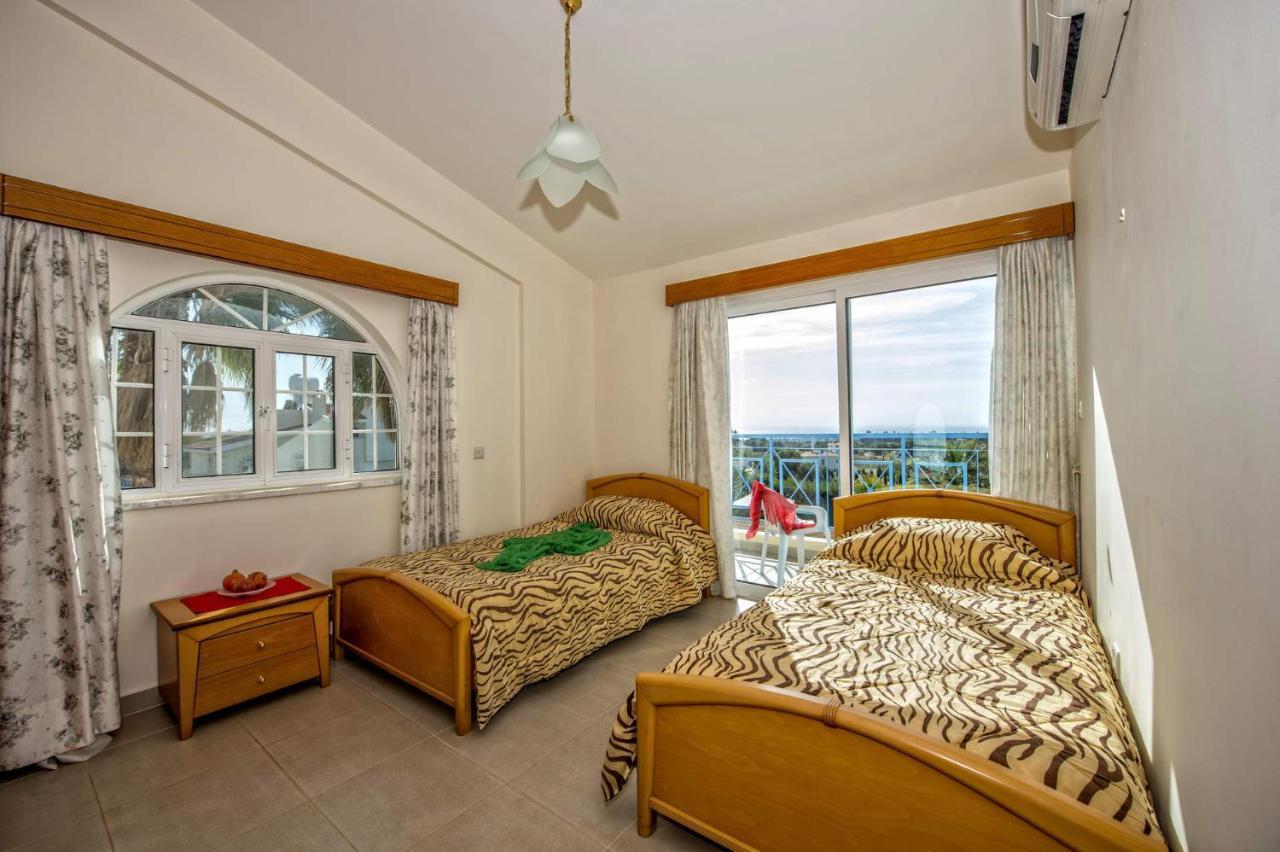 Villa Danae Coral Bay By Villa Plus Peyia Bagian luar foto