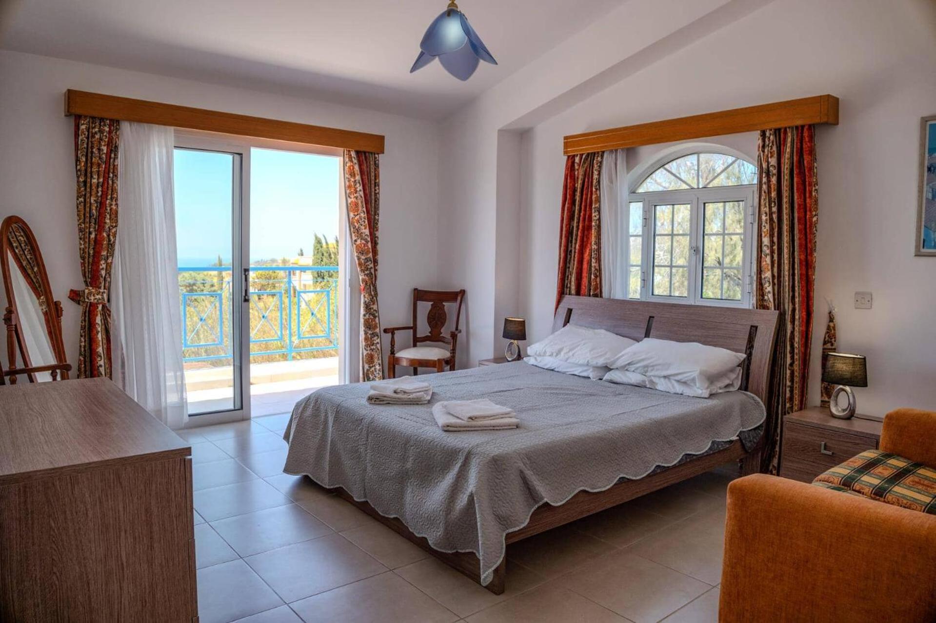 Villa Danae Coral Bay By Villa Plus Peyia Bagian luar foto